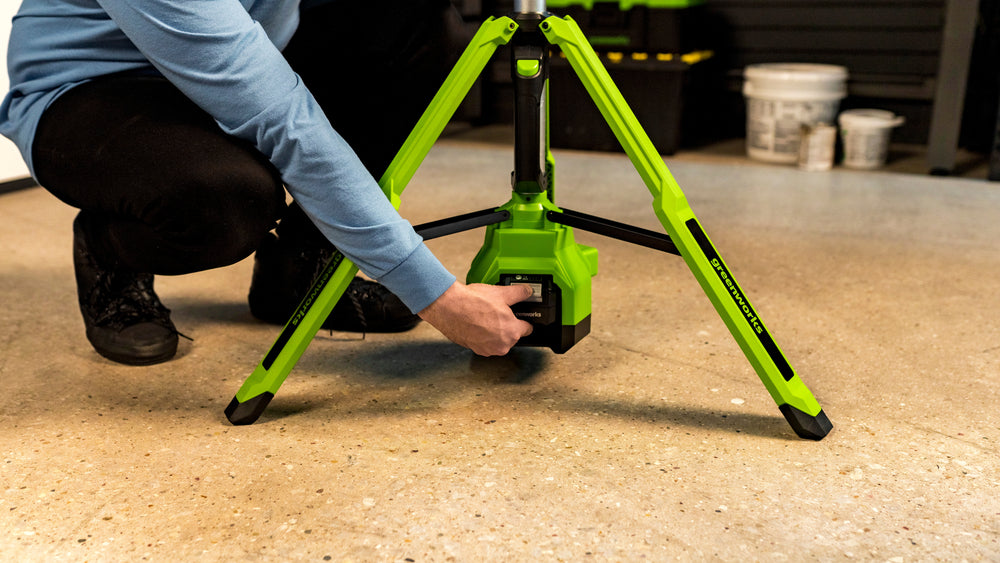greenworks-powerall-24v-lampada-da-lavoro-con-treppiede-solo-corpo image 6