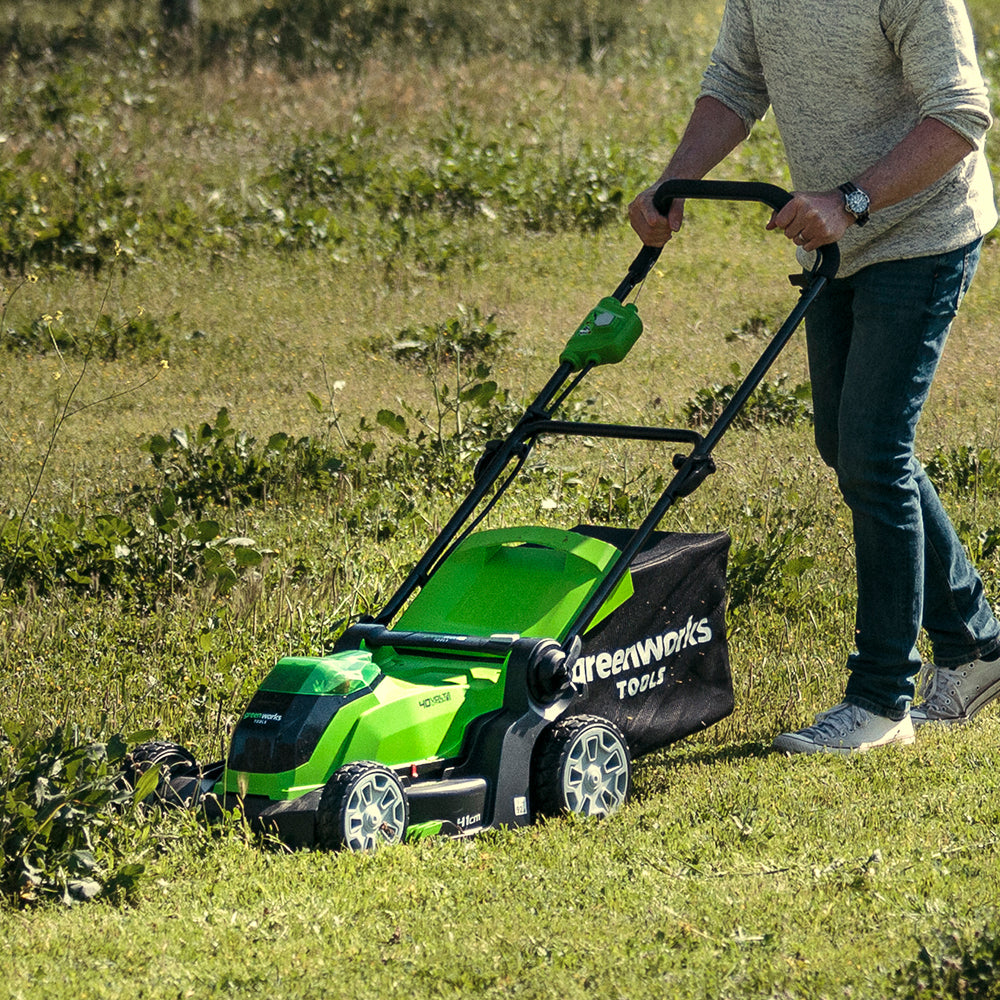 greenworks-set-rasaerba-40v-41cm-soffiatore-aspiratore-280-km-h-con-2-batterie-2 image 3
