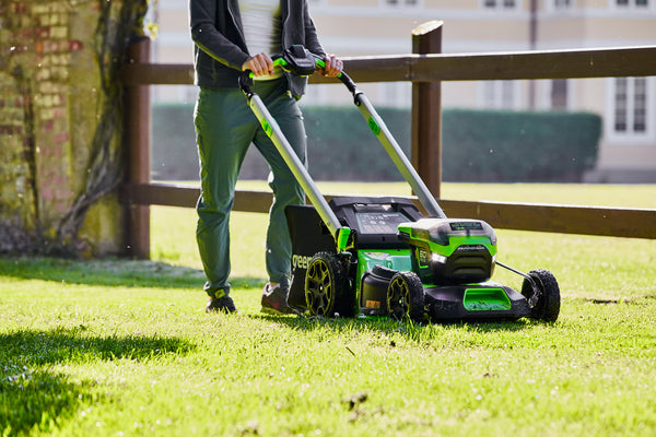 greenworks-set-60v-tosaerba-51cm-semovente-decespugliatore-40cm-con-2-batterie-4 image 8