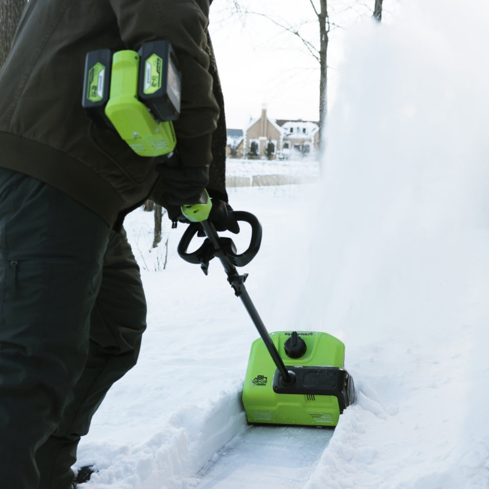 greenworks-powerall-48v-pala-spazzaneve-a-batteria-30cm-ss3002 image 4