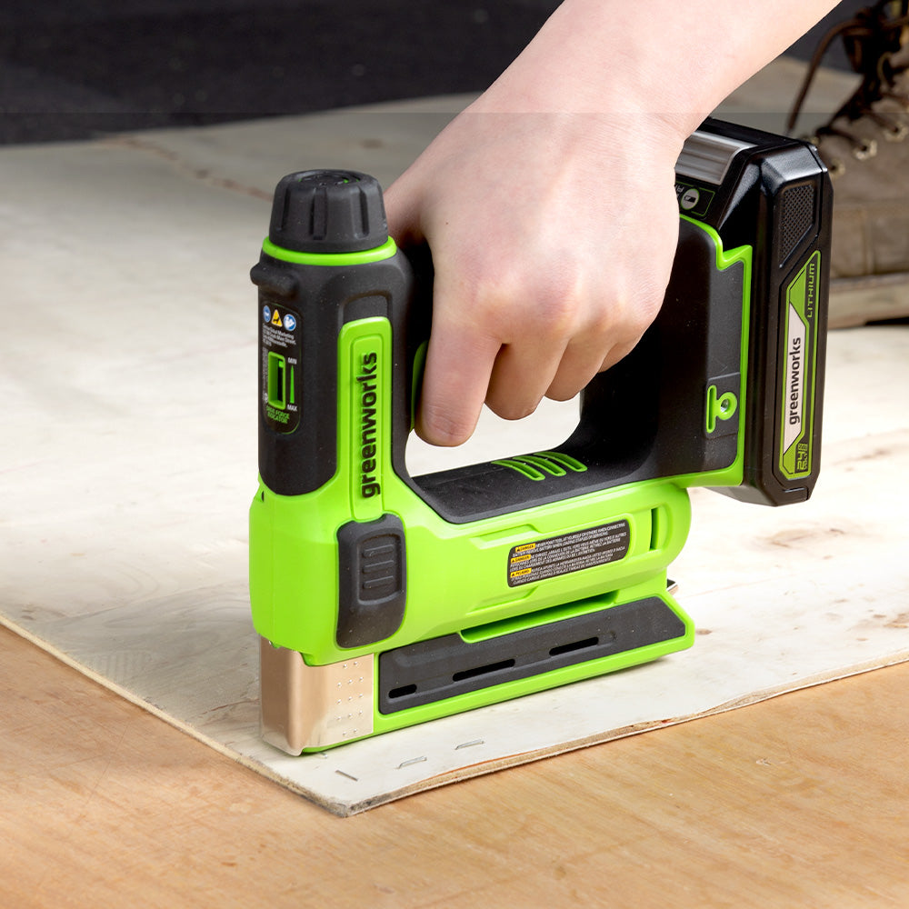 greenworks-powerall-24v-set-trapano-avvitatore-35nm-cucitrice-con-batteria-2ah-e image 2
