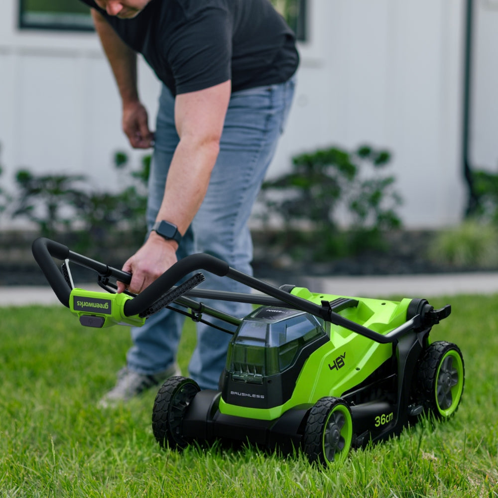 greenworks-lm3602-tosaerba-48v-24v-x-2-36cm-solo-scocca image 6