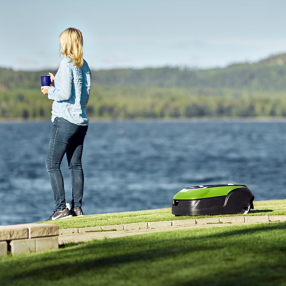 greenworks-optimow-15-robot-rasaerba-fino-a-1500-mq-con-filo-perimetrale image 5