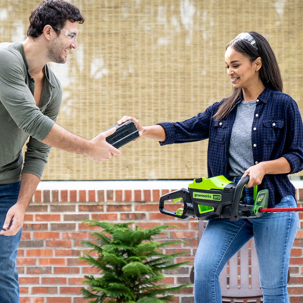 greenworks-g60b5-batteria-60v-5ah-per-utensili-giardino-e-power-tools image 4