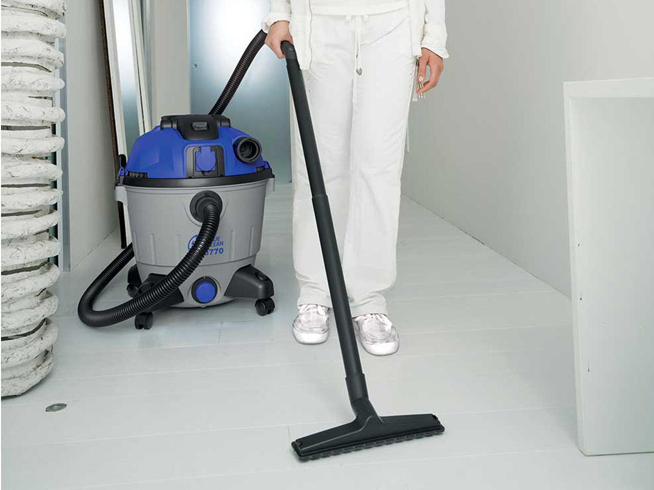 ar-blue-clean-37-series-3770-bidone-aspiraliquidi-solidi-e-liquidi image 3
