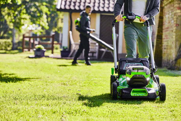greenworks-set-60v-tosaerba-51cm-semovente-decespugliatore-40cm-con-2-batterie-4 image 7