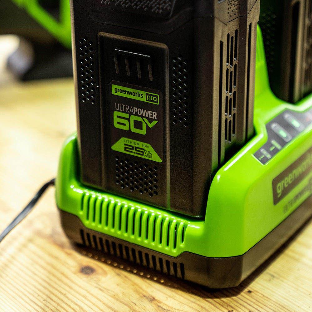 greenworks-caricabatterie-doppio-60v-6a-dual-slot image 4