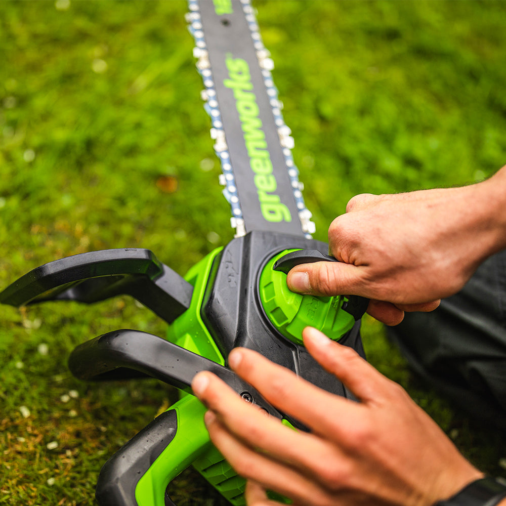 greenworks-powerall-24v-motosega-a-batteria-30-cm-gd24cs30k4-con-batteria-4ah image 4