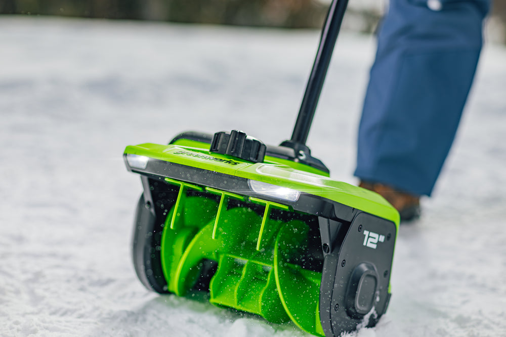 greenworks-powerall-48v-pala-spazzaneve-a-batteria-30cm-ss3002 image 8