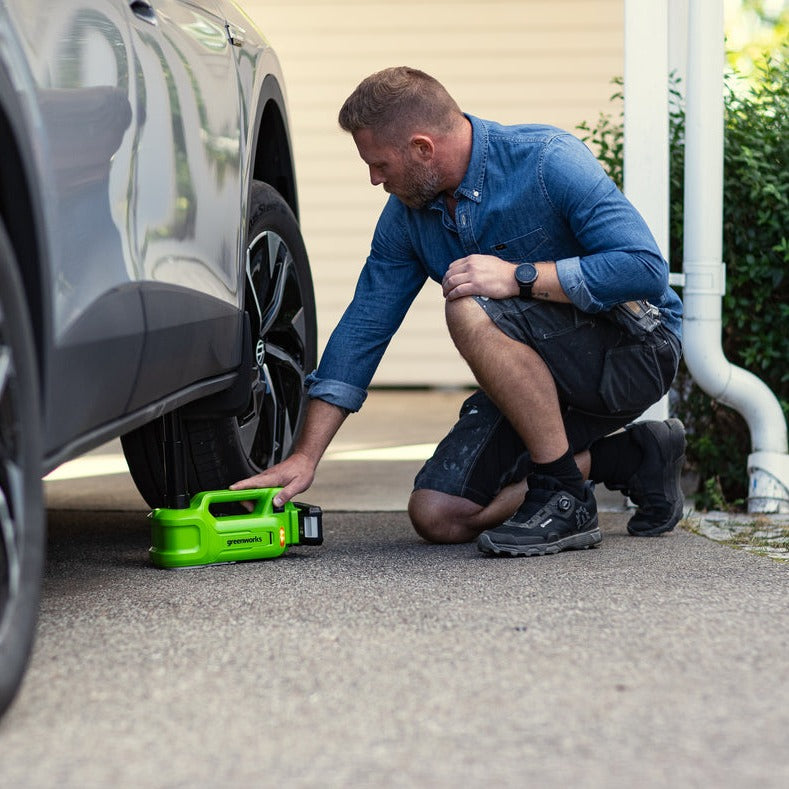 greenworks-powerall-24v-kit-cambio-gomme-cric-avvitatore-400nm-con-batteria-2ah image 4